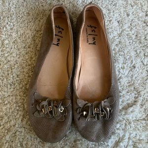 FS/NY Taupe Suede Flats